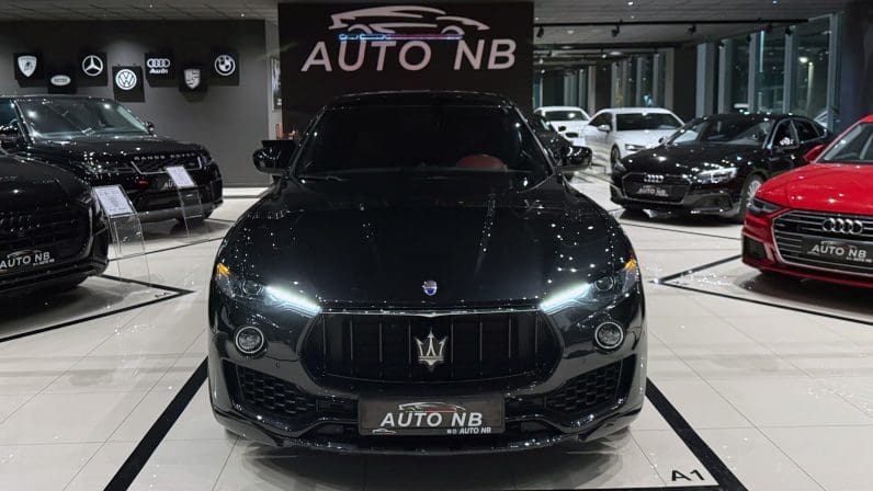 MASERATI LEVANTE S 3.0 BENZIN 434HP