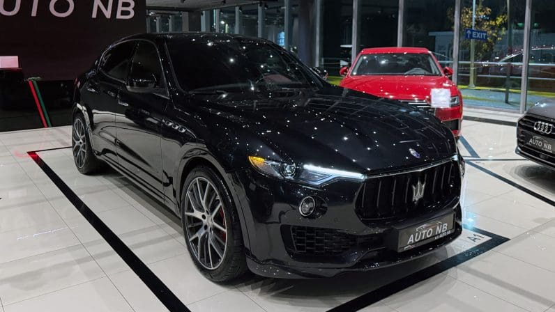 MASERATI LEVANTE S 3.0 BENZIN 434HP