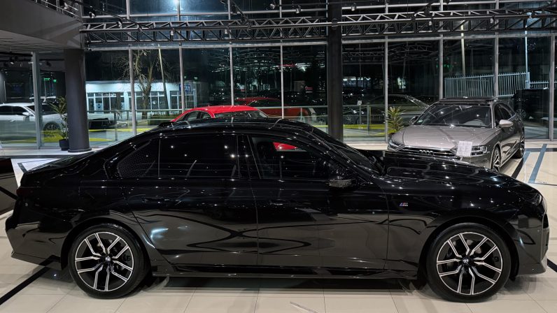 BMW 740D XDRIVE М PAKET