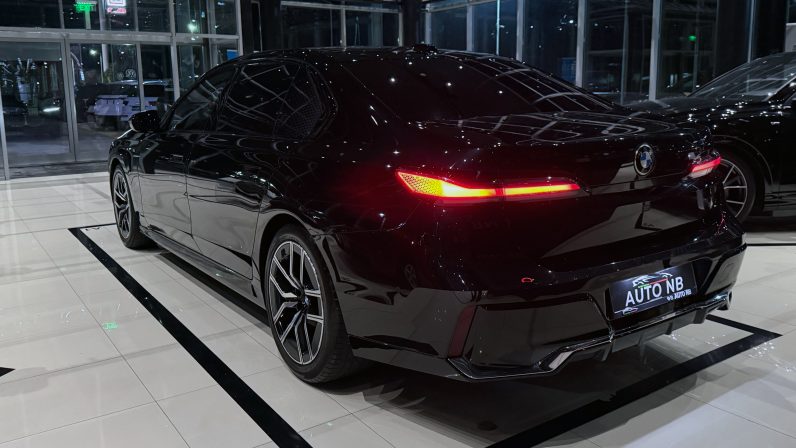 BMW 740D XDRIVE М PAKET