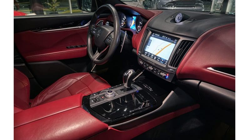 MASERATI LEVANTE S 3.0 BENZIN 434HP