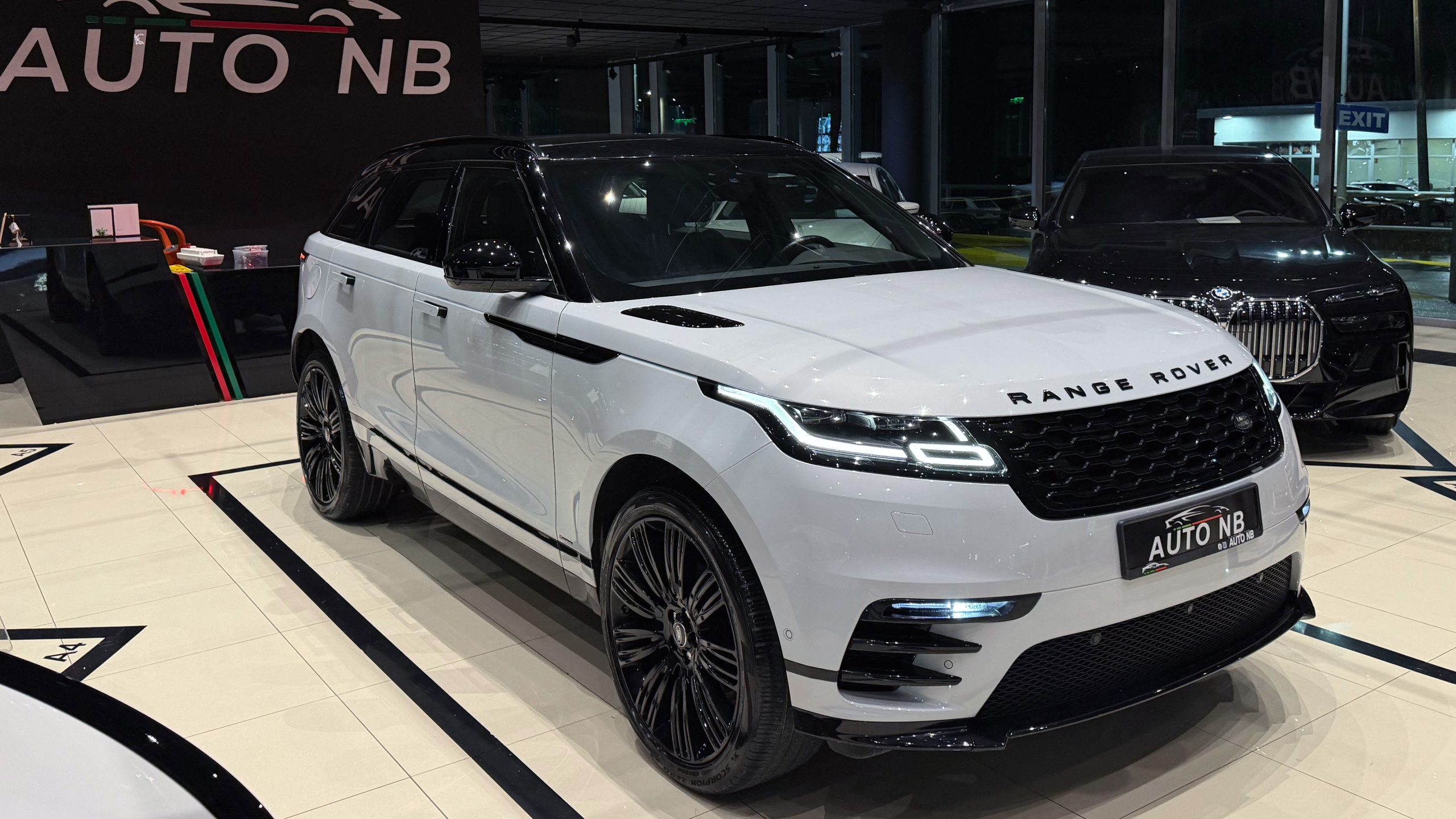 RANGE ROVER VELAR D240 S R-DYNAMIC
