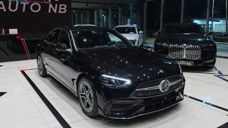 MERCEDES-BENZ C220 AMG 200HP