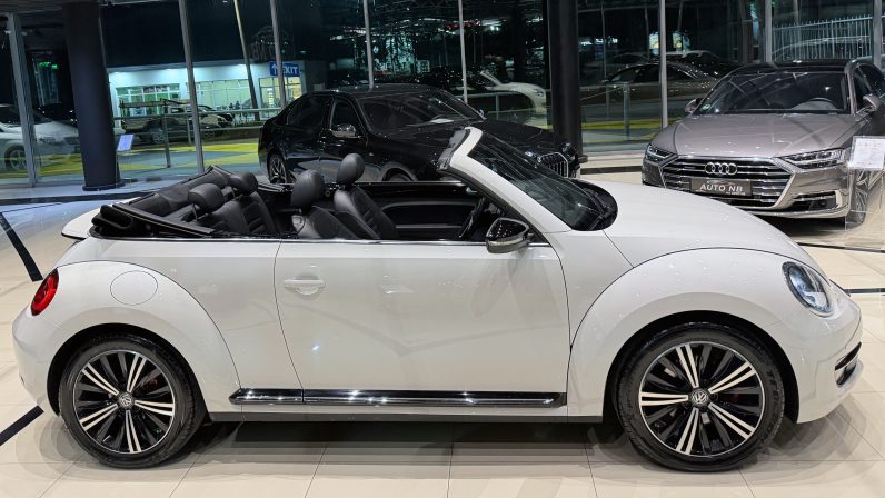 VOLKSWAGEN BEETLE 2.0 200PS