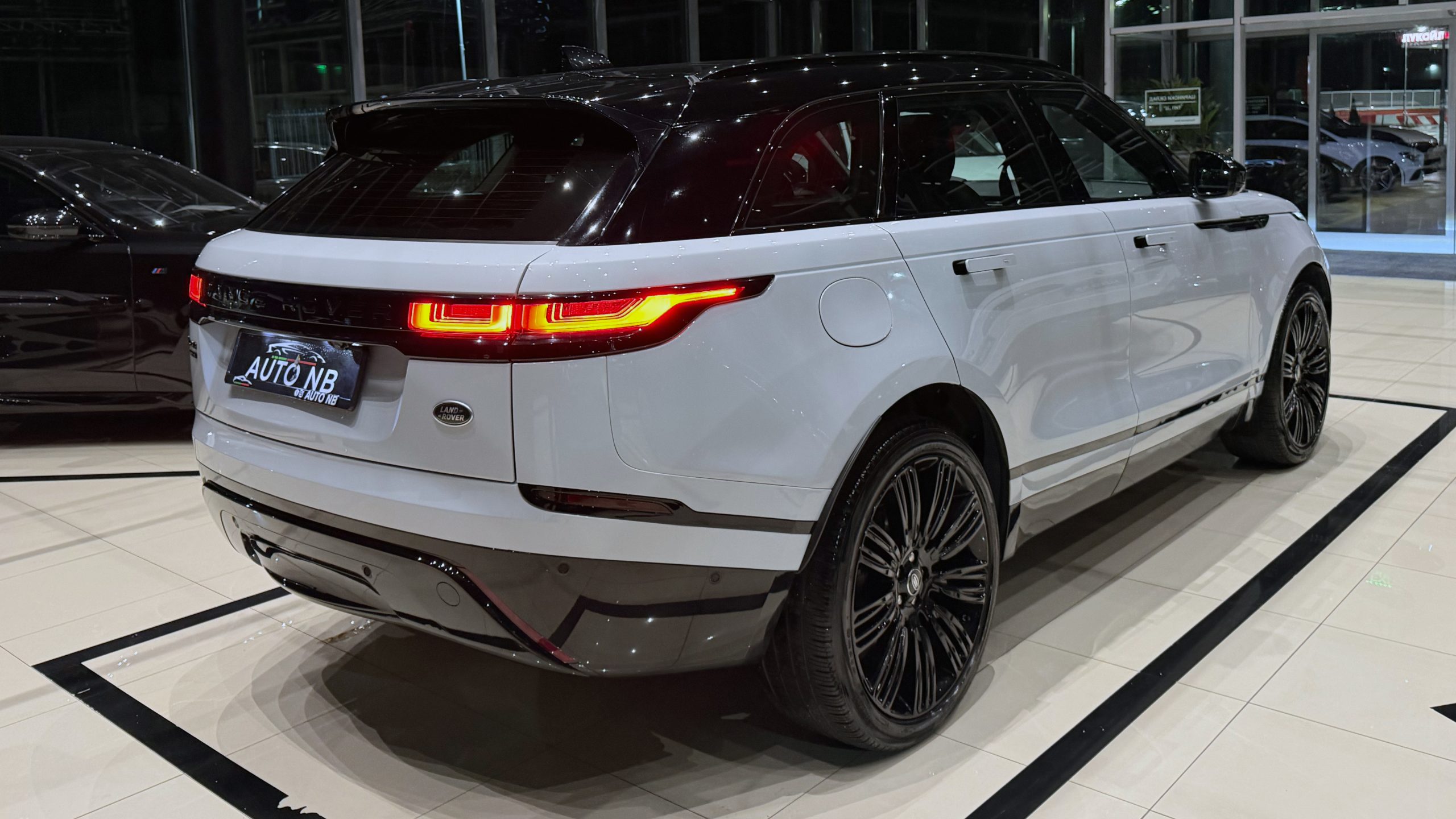 RANGE ROVER VELAR D240 S R-DYNAMIC