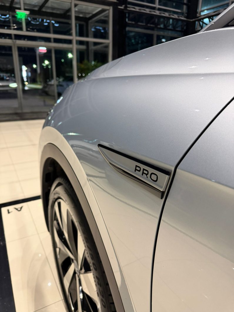 VOLKSWAGEN ID.4 PRO