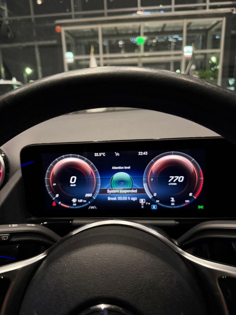 MERCEDES GLA 200d