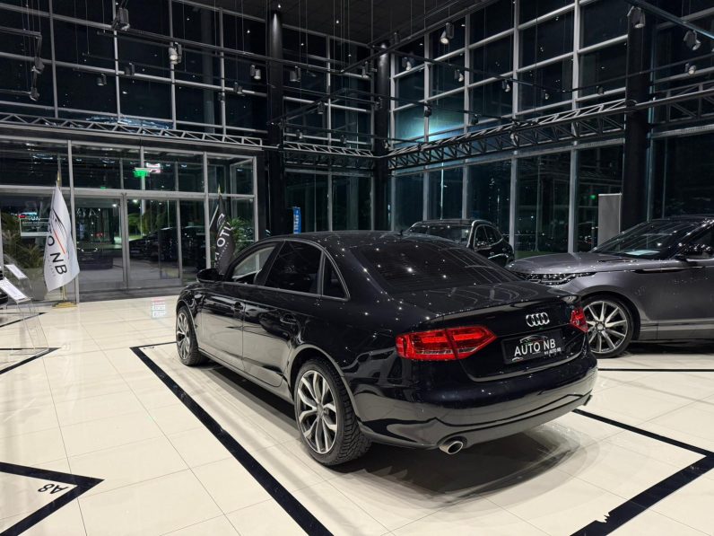 AUDI A4 2.7tdi