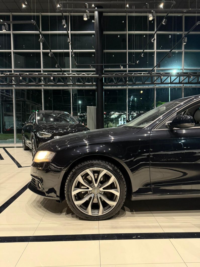 AUDI A4 2.7tdi