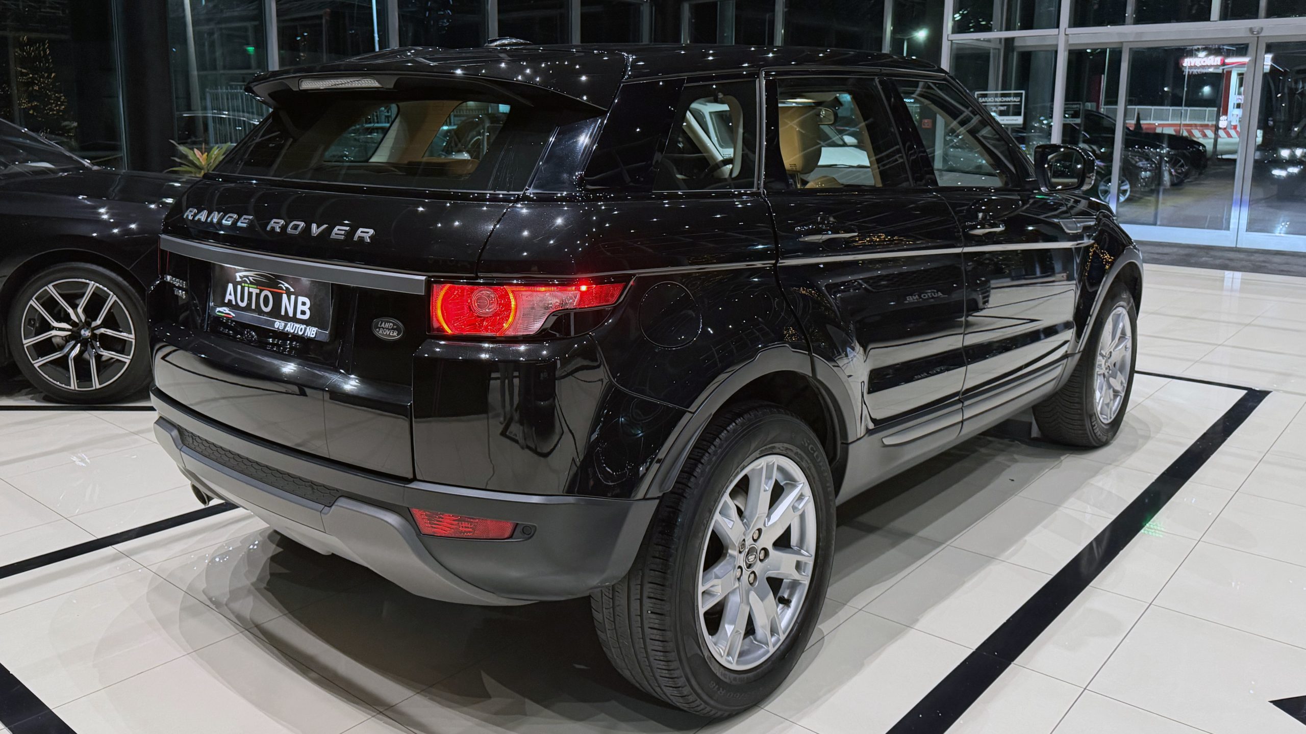 Land Rover Evoque 2.2 Td4 Pure
